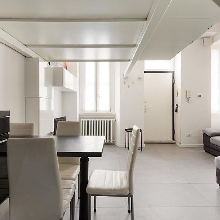Cosy And Quiet Apartment In Milano ภายนอก รูปภาพ